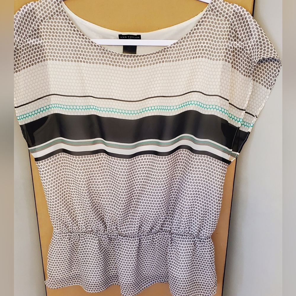 Ann Taylor Black Striped Women's Top